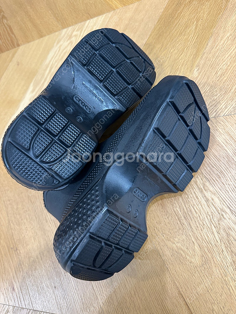 크록스 털부츠 (스톰프 라인드 쇼티 숄티 털부츠)--7