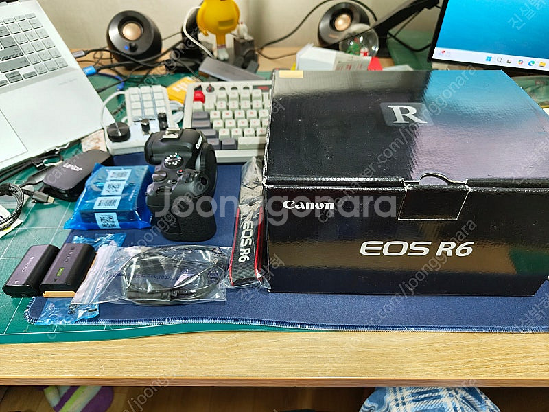 캐논 canon eos r6 알육 + 탐론 tamron...--0