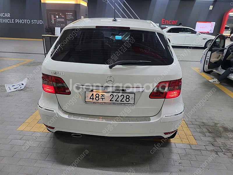 벤츠 B클래스 (MY B) B200 선착순 판매합니다 ...--4