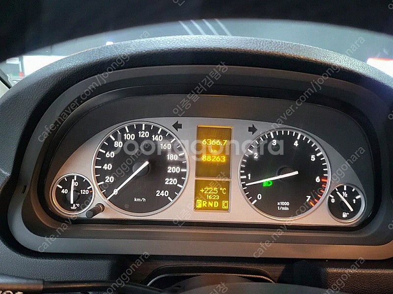 벤츠 B클래스 (MY B) B200 선착순 판매합니다 ...--7