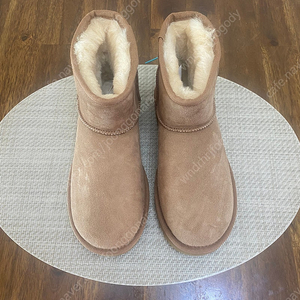 UGG 부츠