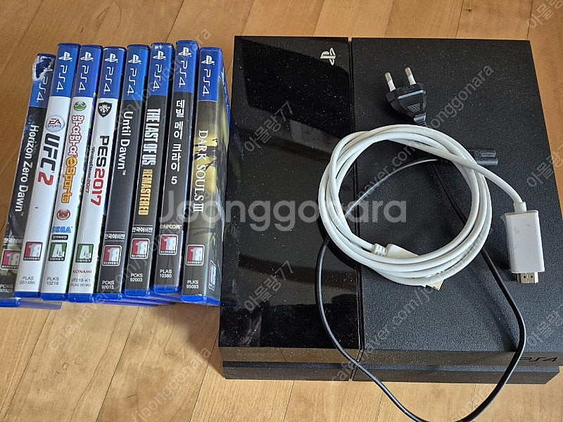 플레이스테이션4--0