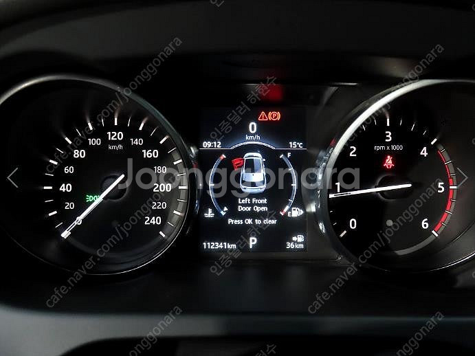 @17년식 디스커버리 스포츠 2.0 TD4 HSE 럭셔...--7