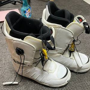 156cm살로몬데크유니온바인딩. 153cm 테크나인데크. 250.260.270.290보드부츠 택1가능