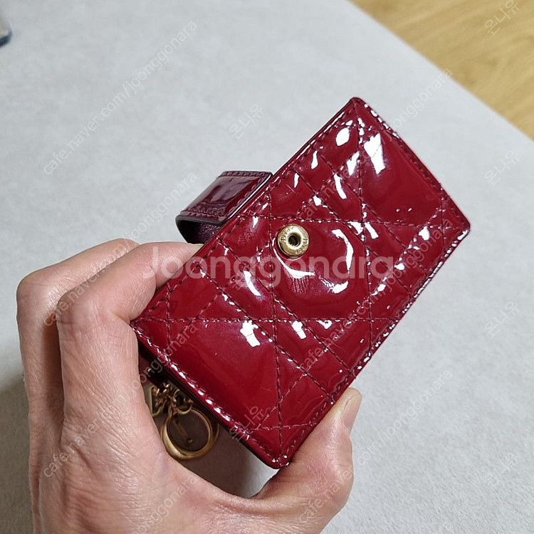 디올 아코디언지갑 ₩250,000--2