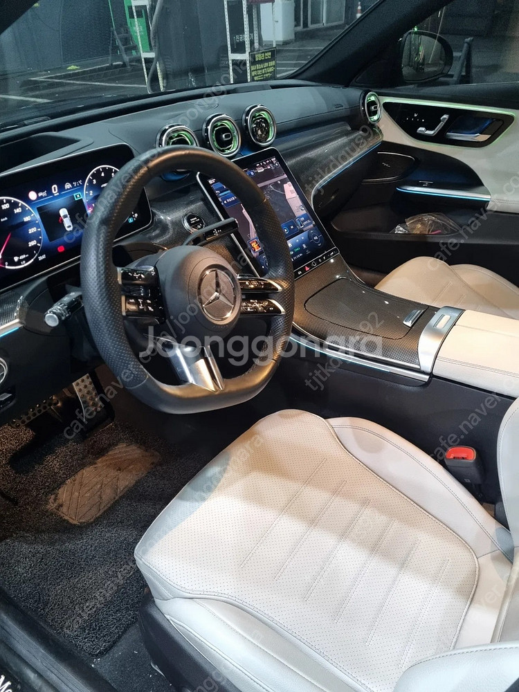 이번주까지)벤츠 c300 4matic amgline 2...--8
