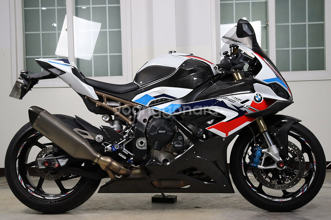 2022년식 BMW-S1000RR M패키지 카본휠 생활...--2