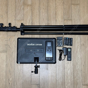 Godox LEDP260C + 조명 스탠드 두 세트 일괄 판매