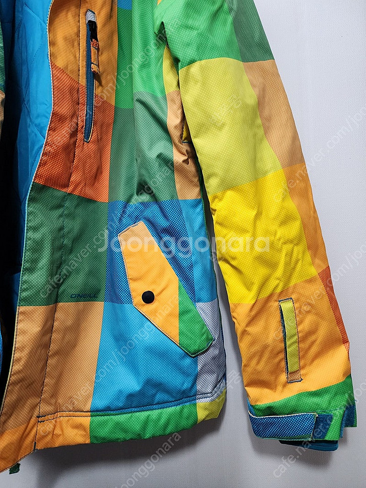 스키복 여성용 자켓 판매합니다. 만5천원. 택배는 착불.--4