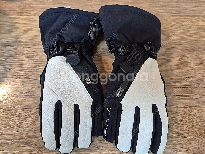 poc 스키헬멧, 휠라 스키고글, 스파이더 스키장갑--4