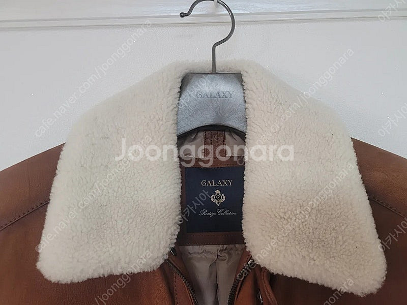 갤럭시 가죽 구스다운 패딩(가격인하)--1