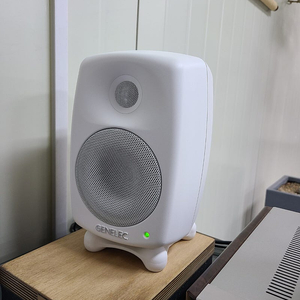 민트급 제네렉 GENELEC 8020d 모니터링스피커 1조