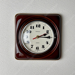 독일 빈티지 세라믹 벽시계 브라운 키엔즐 인테리어 시계 Vintage Germany wall clock 70s 빈티지시계 유럽소품 카페인테리어