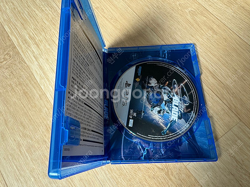 PS5 스텔라블레이드 타이틀 판매합니다--1