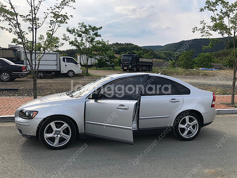 볼보 뉴S40 2.4i 팝니다.--1