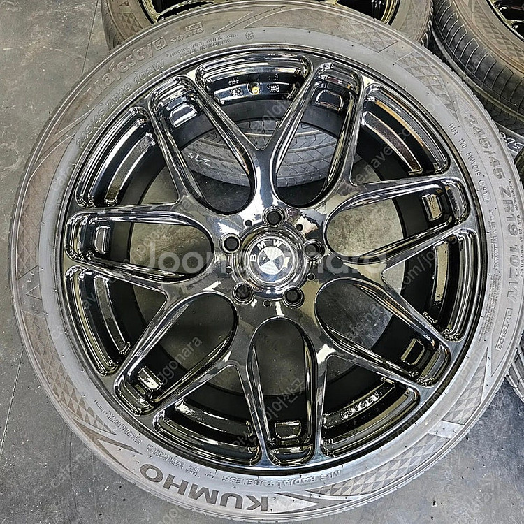 BMW7시리즈 F01 19인치 블랙유광 휠타이어셋. 7...--2