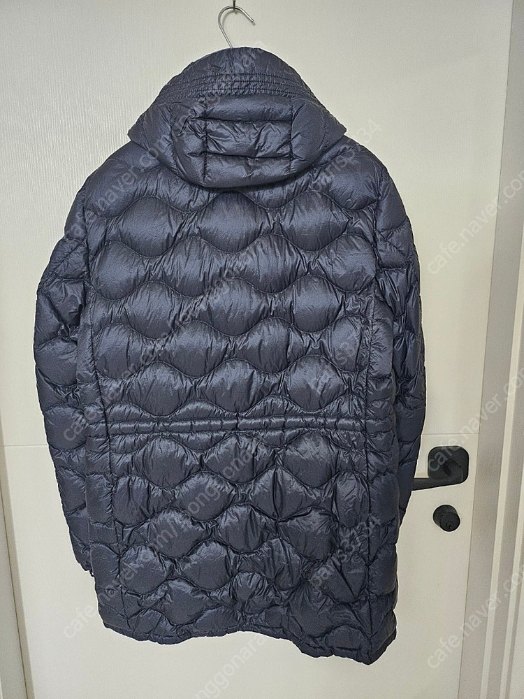 [가격인하] 정품 몽클레어 남성 패딩(롯데 에비뉴엘에서 구매) 이미지