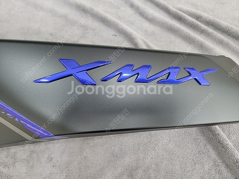 XMAX 24년식 순정카울셋 팝니다.(거의 새것)--0
