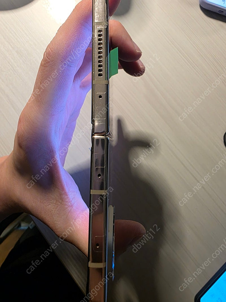 자급제 갤럭시 폴드4 베이지 512기가 올갈이 미사용 +s펜 판매합니다 이미지