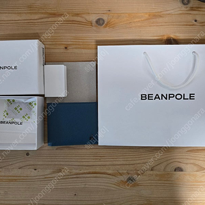 Beanpole 빈폴 매일 반지갑 블루 사피아노 재질