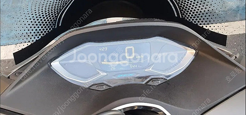 24년식 pcx125abs 블랙 색상 판매 합니다--8