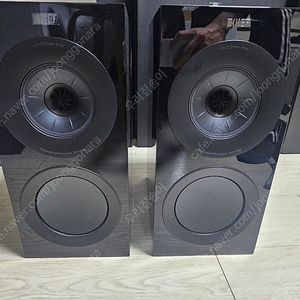 [판매중] KEF R3 META 블랙 판매합니다.