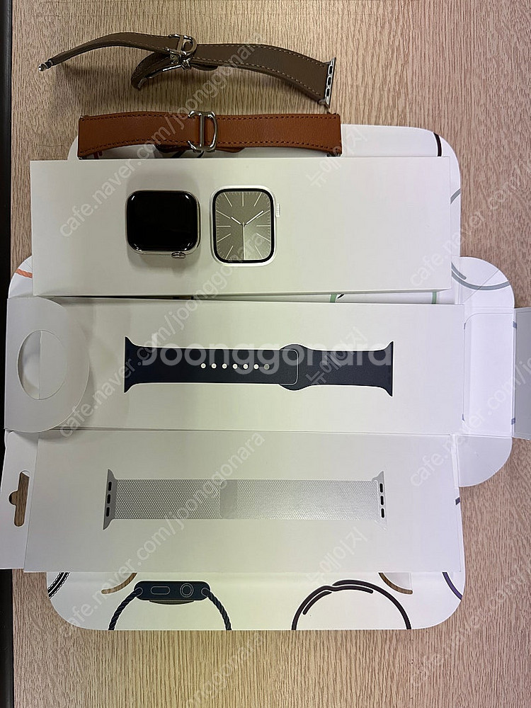 애플워치9 스테인리스 41mm 셀룰러 판매합니다.--1