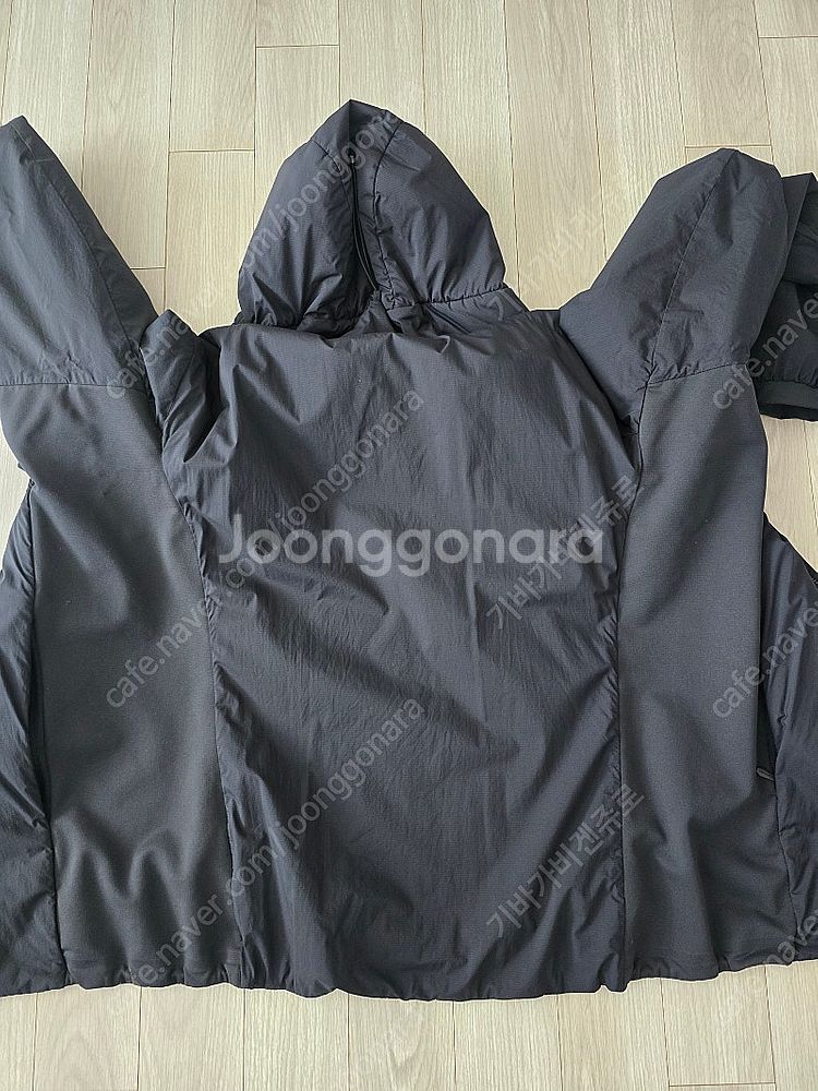 [FW23] 아크테릭스 아톰 후디 블랙 컬러 L사이즈--5