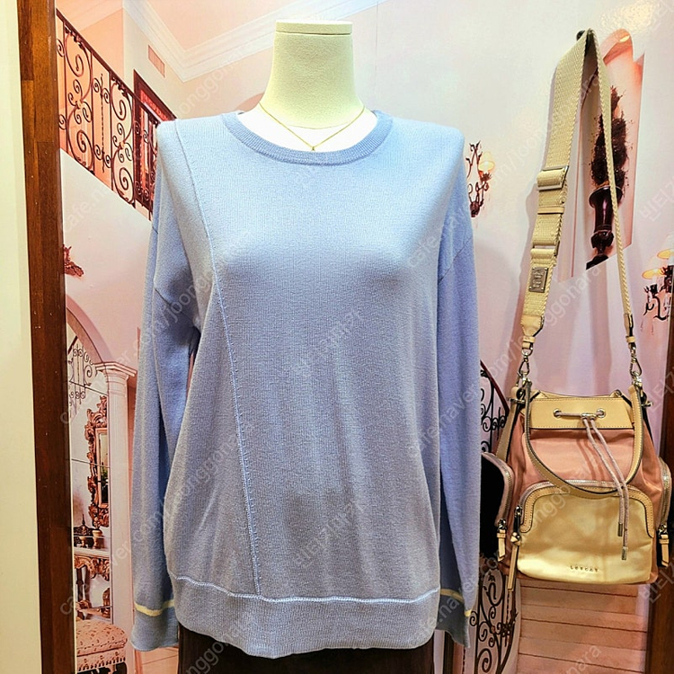 베르니스 날개 자수 니트--2