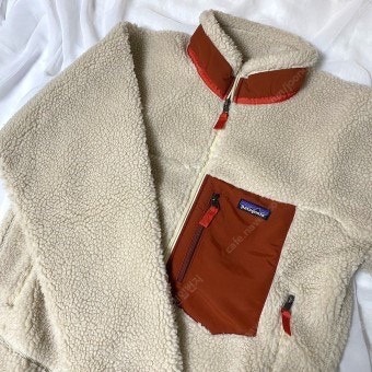 파타고니아 우먼 클래식 래트로 플리스 레드 M--1