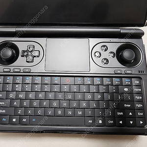 UMPC GPD Win Mini 7840U 32G / 2TB 휴대용 미니 포켓 노트북 팝니다.