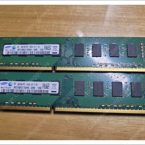 삼성 DDR3 4GB 메모리 4천원에 판매합니다.