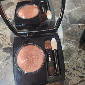 샤넬 2025스프링 한정 싱글아이섀도우 피치글라쎄, 샤넬 루즈코코밤 허니 블리스