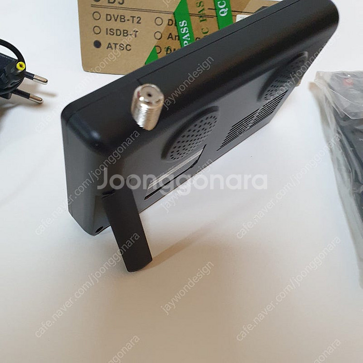LEADSTAR D5 휴대용 디지털 TV, 5 인치--4