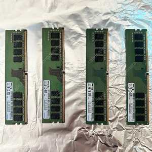 DDR4 PC4-2666V-ua2-11 8G 4개 세트 판매합니다