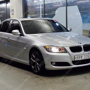 BMW 3시리즈 (E90) 320d 세단 중고차 판매합니다 ★전액할부★저신용★