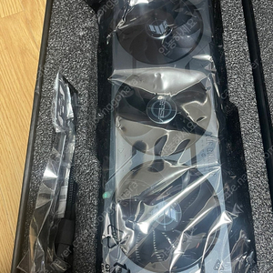 RTX 4070 TI TUF 팝니다.