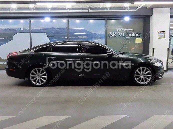 @25년식 XJ(8세대) 3.0D LWB 프리미엄 럭셔...--3