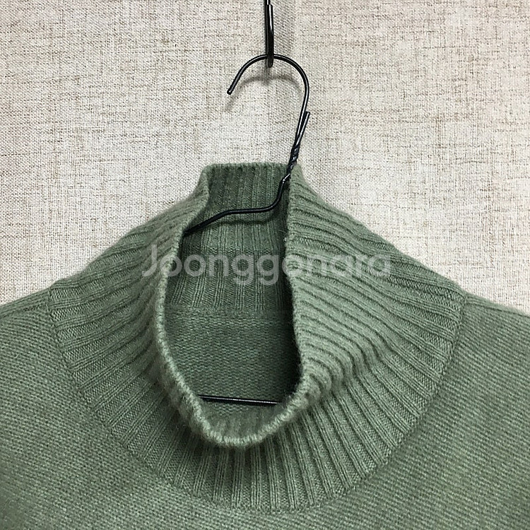 랑방 터틀넥 언발 울 니트 90--1