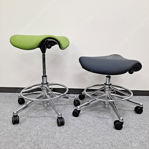 휴먼스케일 새들 스툴 의자 (Humanscale Saddle Stool Chair)