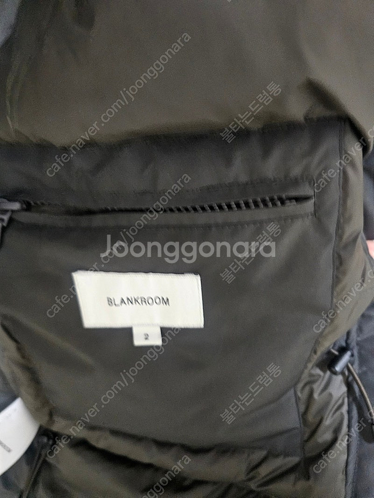 블랭크룸 매트 쉘 다운 파카 패딩 팜니다--3