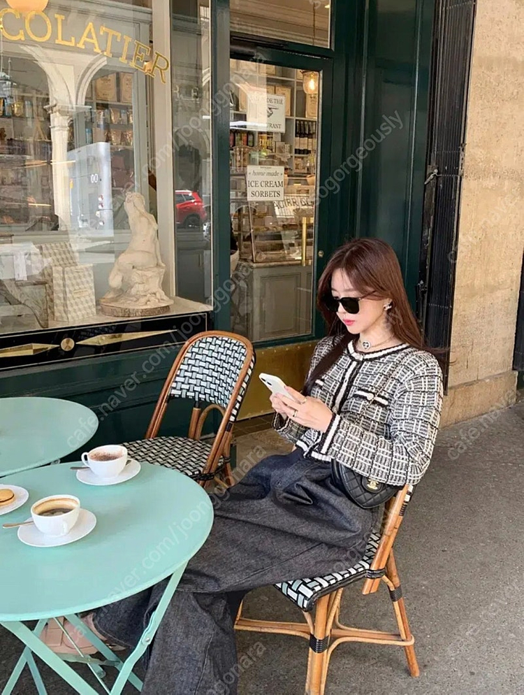 [가격내림] 바이씨니 23FW 제작 블핑 가디건 블랙 free 미개봉 새상품 팝니다.!!!!--1