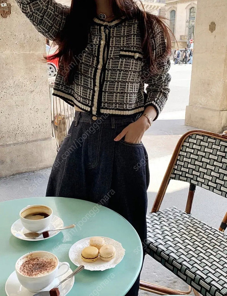 [가격내림] 바이씨니 23FW 제작 블핑 가디건 블랙 free 미개봉 새상품 팝니다.!!!!--5