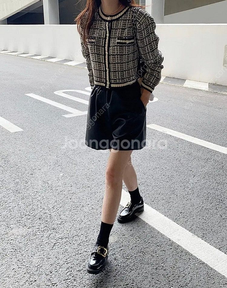 [가격내림] 바이씨니 23FW 제작 블핑 가디건 블랙 ...--9