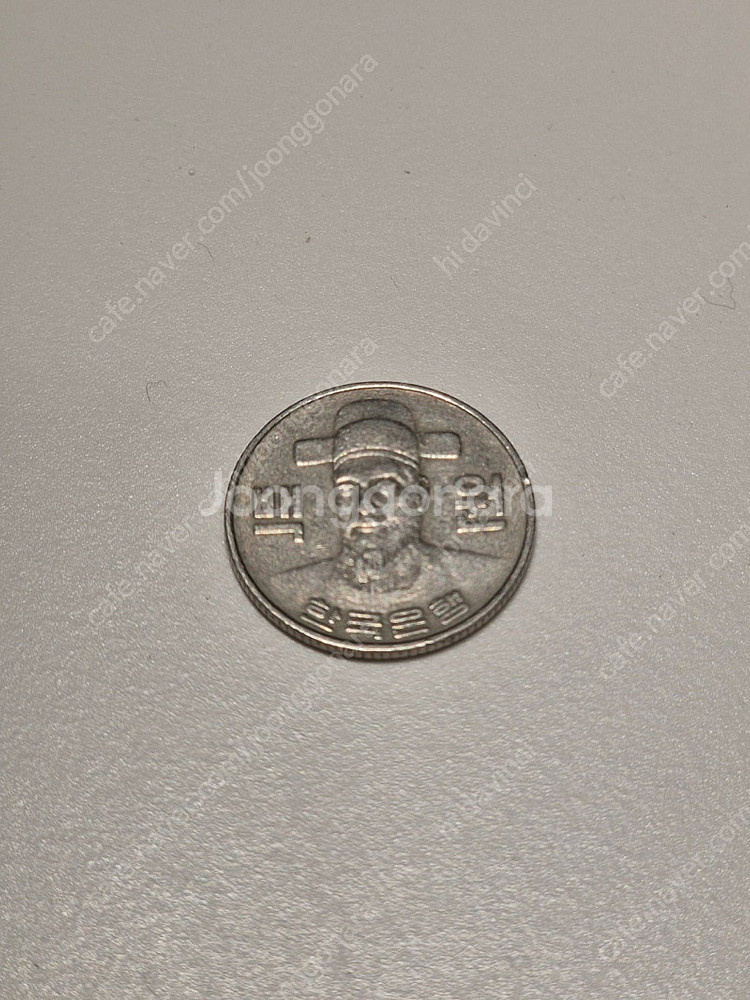 1982년100원 희귀동전--1