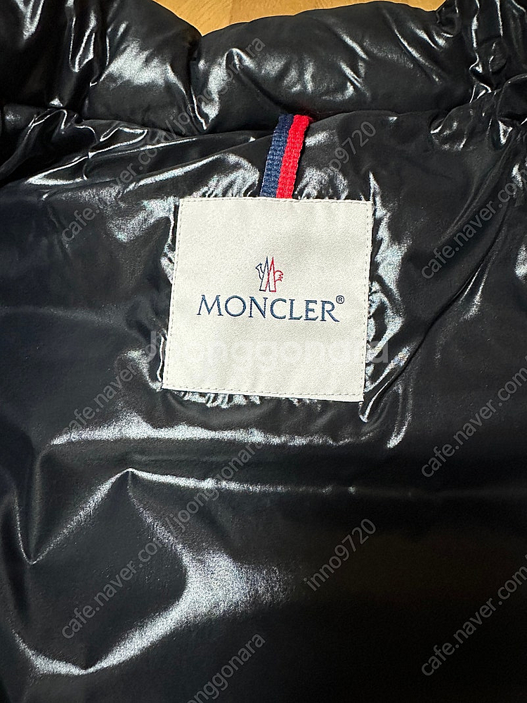 몽클레어 키즈 패딩 모카 12Y--4