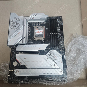 인텔 13900k msi z790 엣지 팔아요