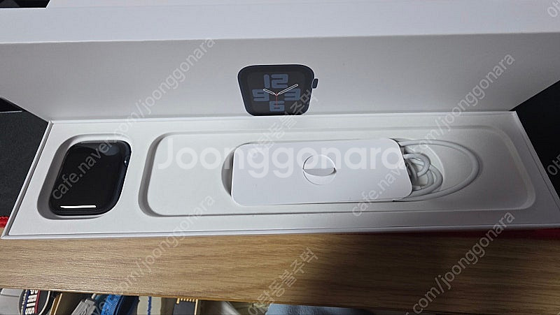 애플워치 SE2 44m GPS 미드나이트 판매--1