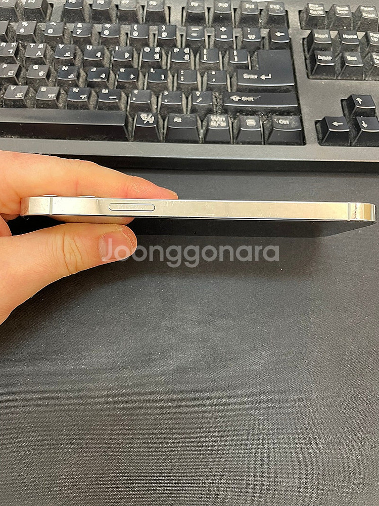 아이폰12프로 실버 256GB 상태좋은 중고47만팝니다...--4