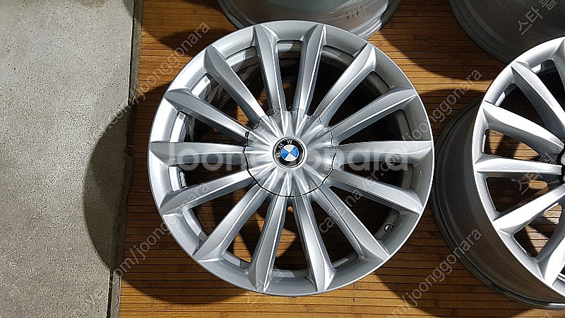BMW 6gt 620 19인치 순정휠 대품판매20만원--1